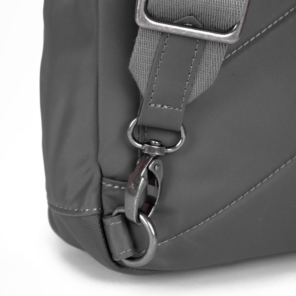 Willesden XL Sling Bag in Graphite